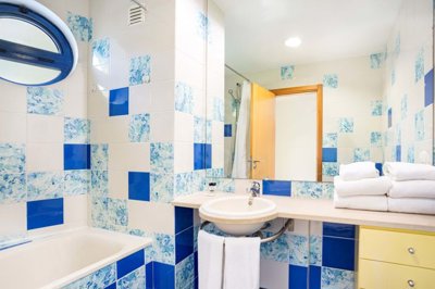 1654-622740-78d1f4f8b6655591b02d22fabb36a692d