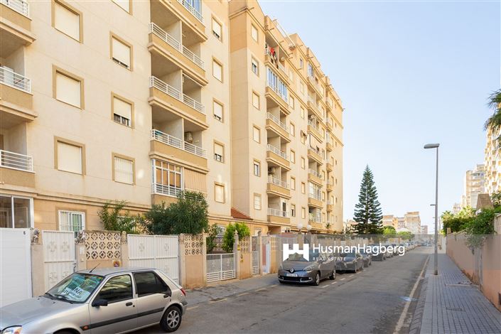 Image No.24-2 Bed Apartment for sale