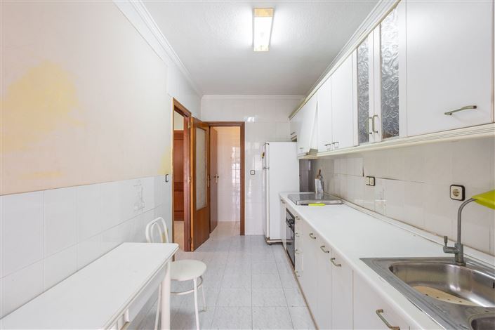 Image No.8-3 Bed Apartment for sale