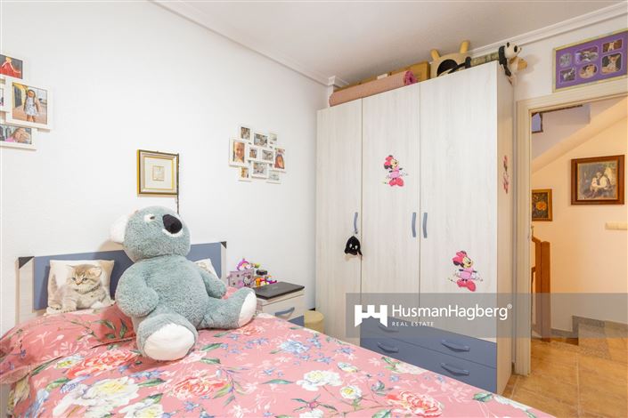 Image No.23-4 Bed Property for sale