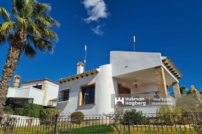 Image No.1-3 Bed Villa for sale