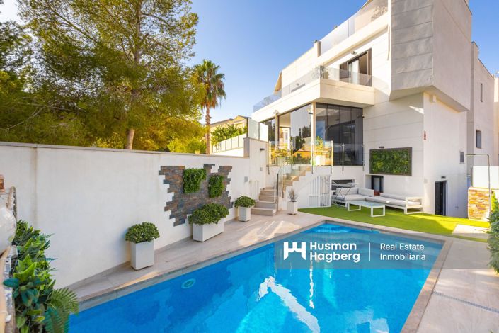 Image No.1-3 Bed Villa for sale