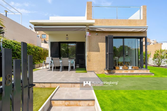 Image No.1-3 Bed Villa for sale