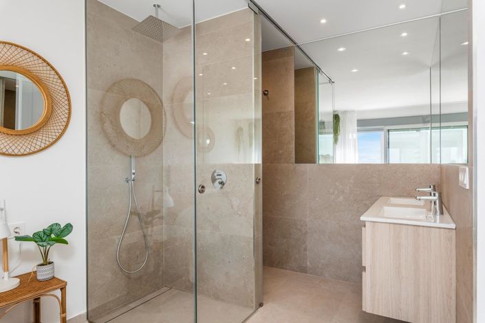 Image No.15-3 Bed Townhouse for sale