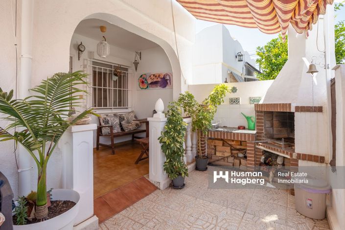 Image No.1-2 Bed Townhouse for sale