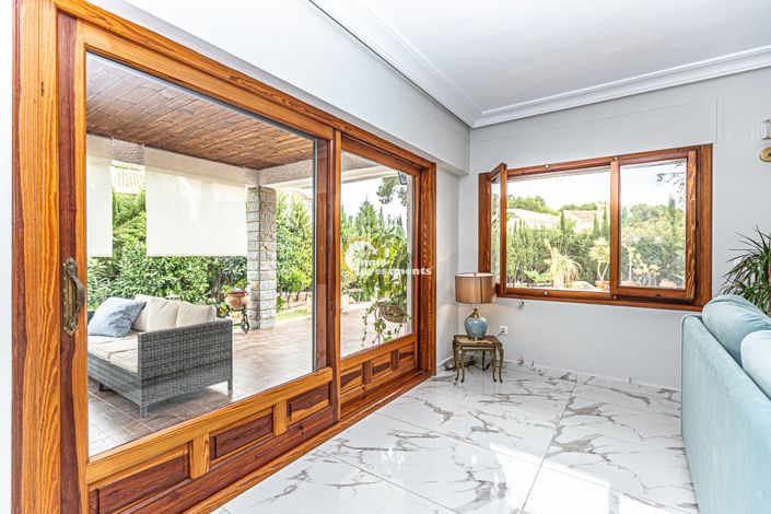 Image No.14-4 Bed Villa for sale