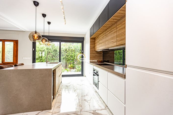 Image No.21-4 Bed Villa for sale