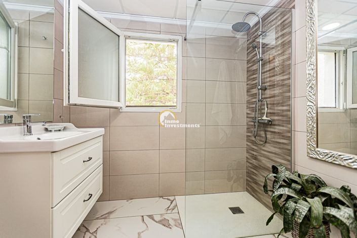 Image No.37-4 Bed Villa for sale