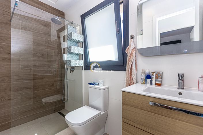 Image No.36-3 Bed Villa for sale