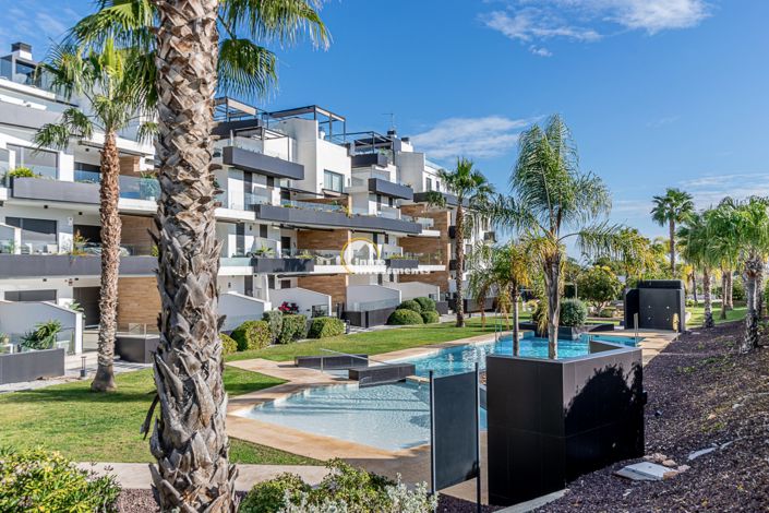 Image No.43-3 Bed Penthouse for sale