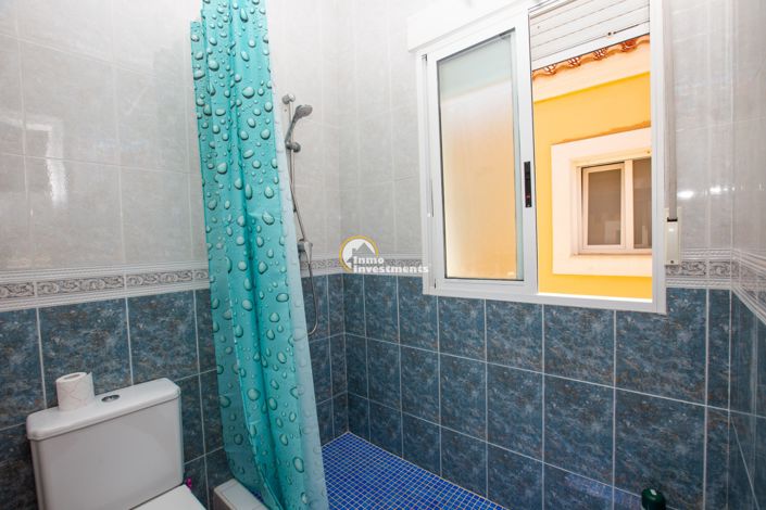 Image No.26-3 Bed Townhouse for sale