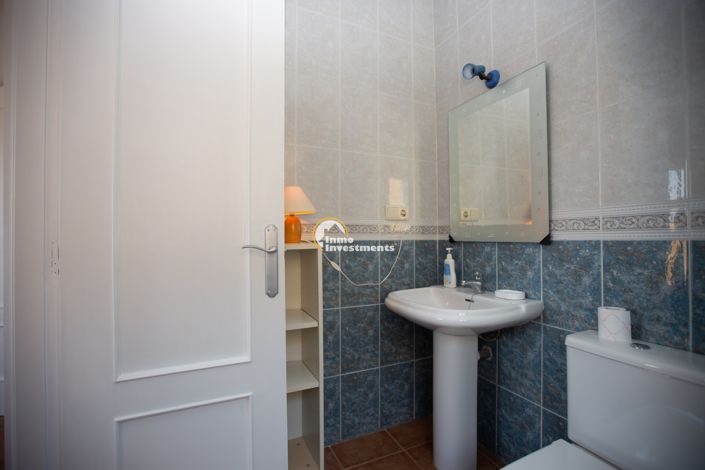 Image No.27-3 Bed Townhouse for sale