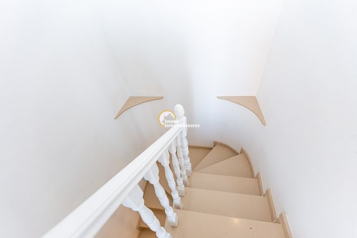 Image No.30-3 Bed Townhouse for sale