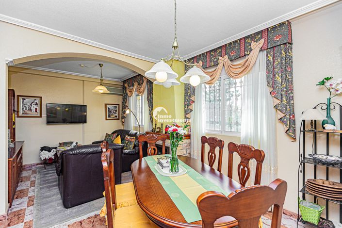 Image No.5-3 Bed Villa for sale