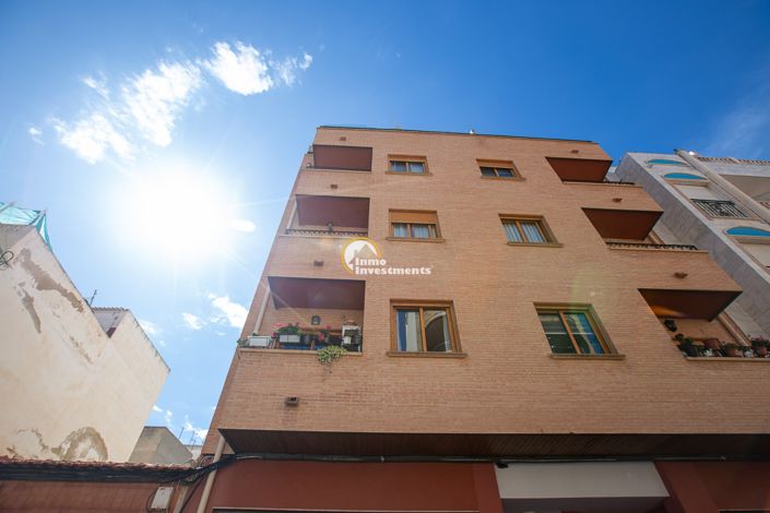 Image No.39-3 Bed Apartment for sale