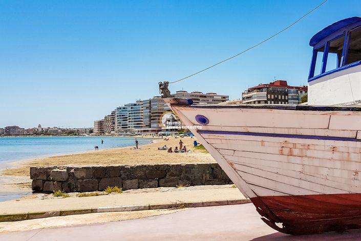 Image No.42-3 Bed Apartment for sale