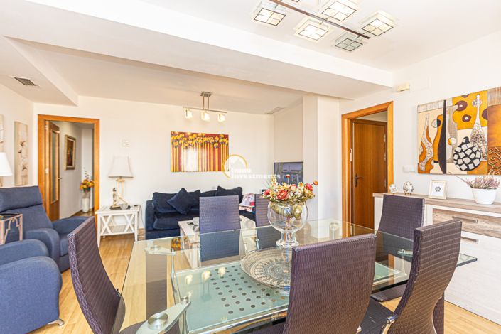 Image No.8-3 Bed Apartment for sale