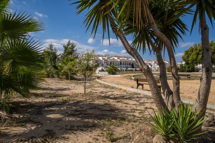 Image No.46-3 Bed Townhouse for sale