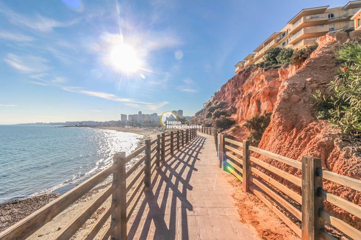 Image No.47-2 Bed Apartment for sale