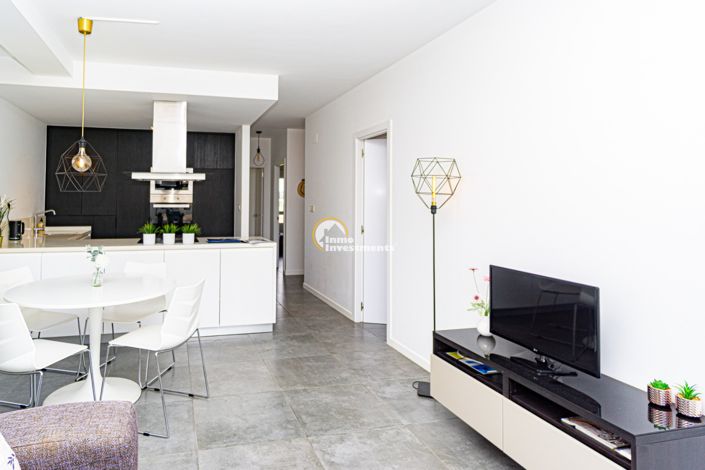 Image No.8-2 Bed Apartment for sale