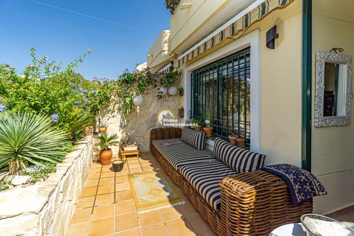 Image No.28-2 Bed Townhouse for sale