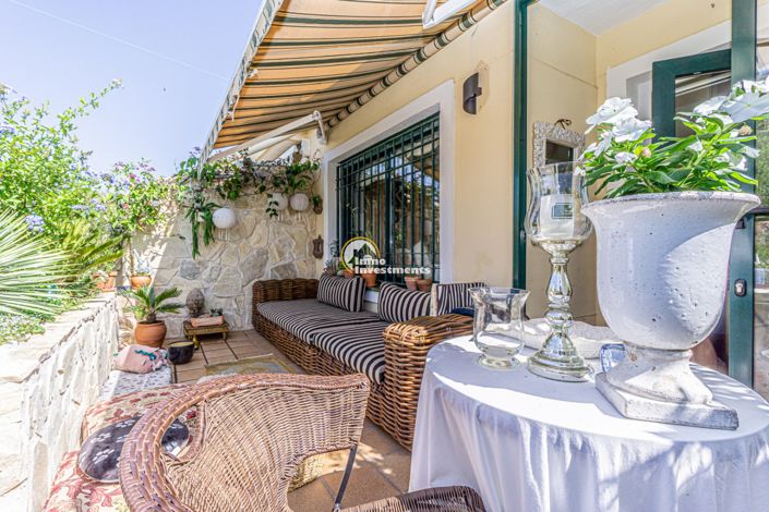 Image No.30-2 Bed Townhouse for sale