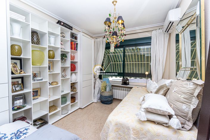 Image No.31-2 Bed Townhouse for sale