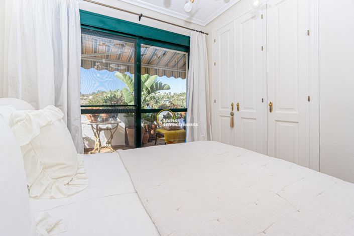 Image No.45-2 Bed Townhouse for sale