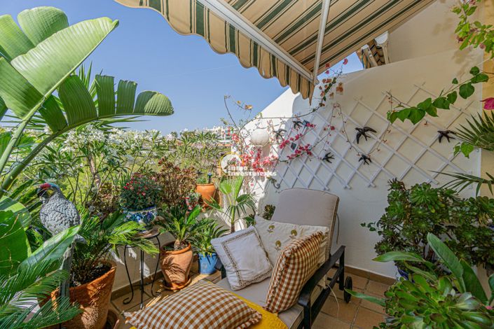 Image No.48-2 Bed Townhouse for sale