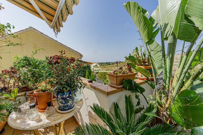 Image No.49-2 Bed Townhouse for sale