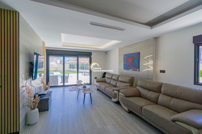 Image No.11-4 Bed Villa for sale