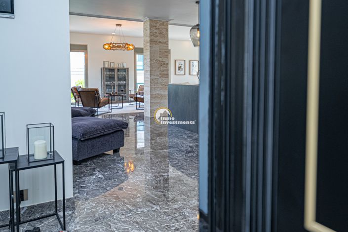 Image No.47-6 Bed Villa for sale