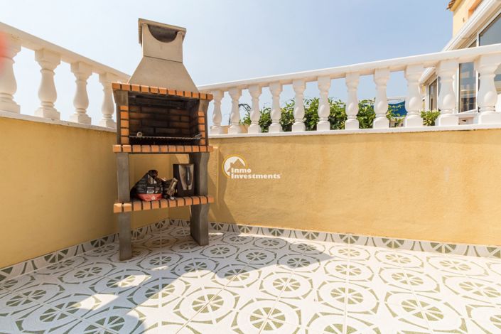 Image No.22-3 Bed Apartment for sale