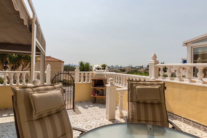 Image No.24-3 Bed Apartment for sale