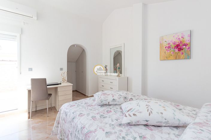 Image No.23-3 Bed Villa for sale