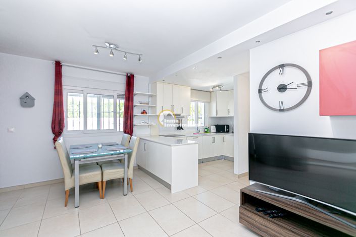 Image No.12-4 Bed Villa for sale