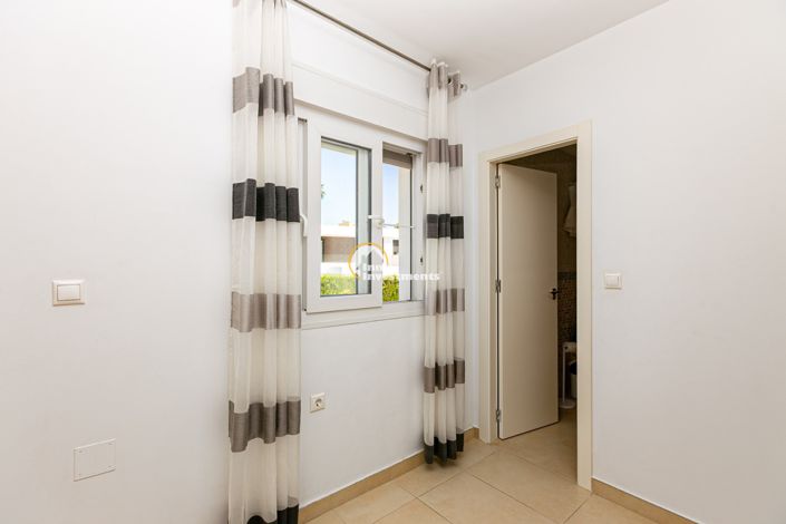 Image No.29-4 Bed Villa for sale