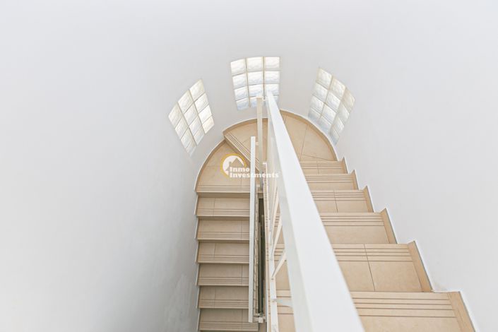 Image No.42-4 Bed Villa for sale