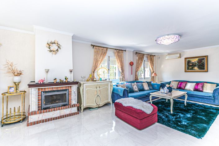 Image No.18-4 Bed Villa for sale