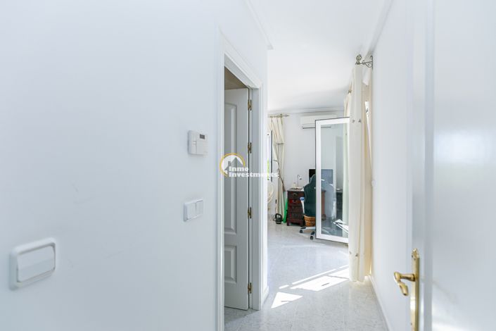 Image No.44-4 Bed Villa for sale