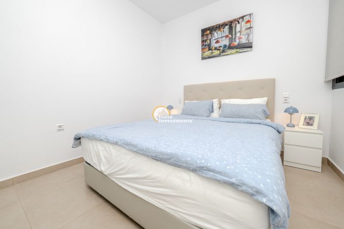 Image No.16-3 Bed Townhouse for sale