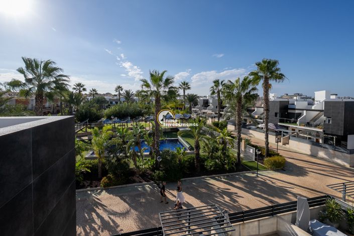 Image No.29-3 Bed Townhouse for sale