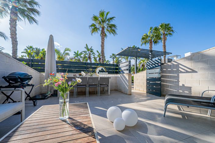 Image No.35-3 Bed Townhouse for sale