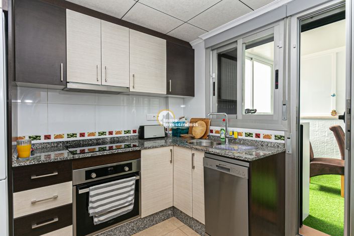 Image No.19-3 Bed Townhouse for sale