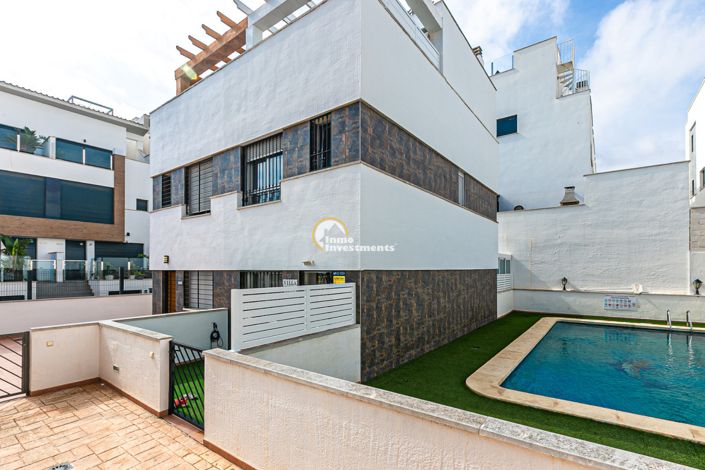 Image No.2-3 Bed Townhouse for sale