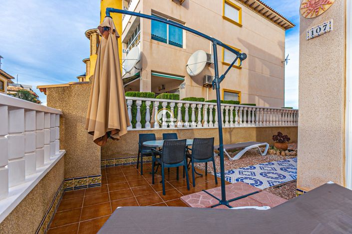 Image No.37-2 Bed Apartment for sale