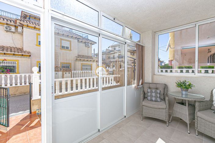 Image No.40-2 Bed Apartment for sale