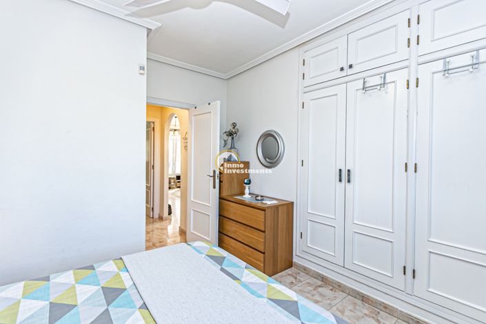 Image No.24-2 Bed Apartment for sale