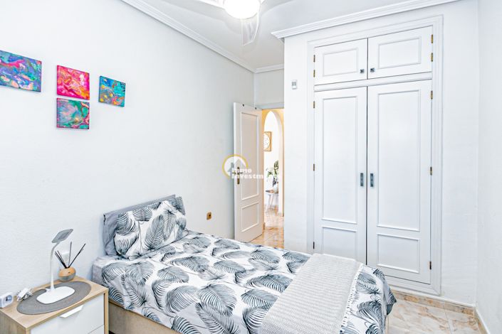 Image No.28-2 Bed Apartment for sale