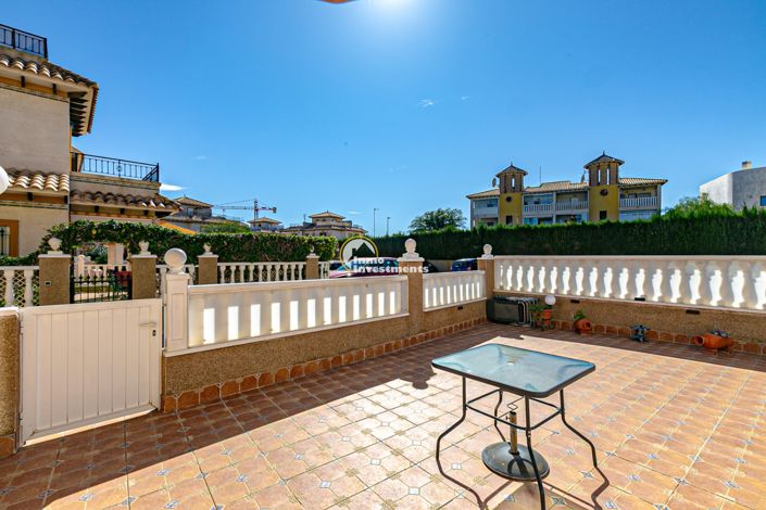 Image No.30-2 Bed Apartment for sale